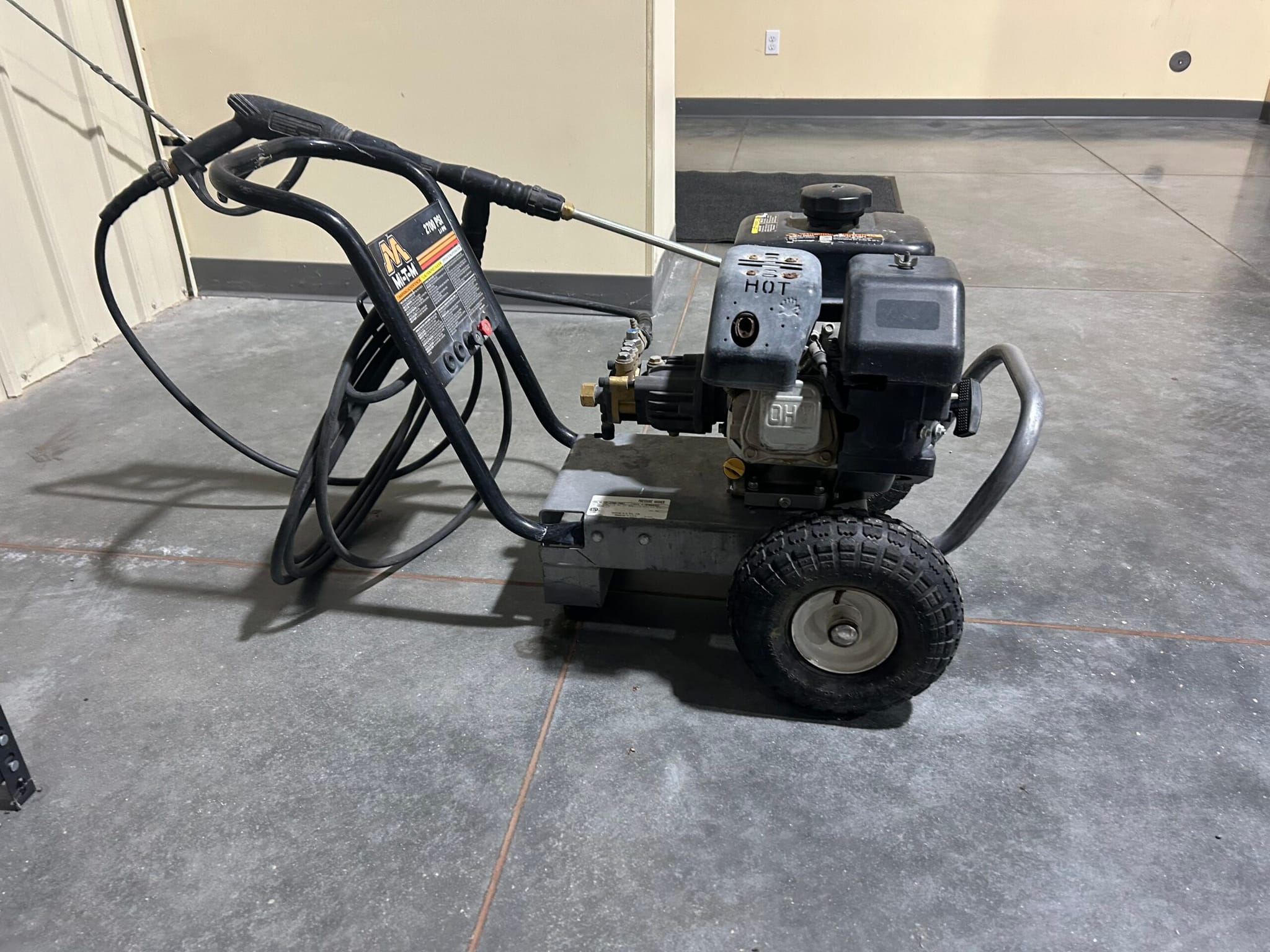 Mi-T-M pressure washer