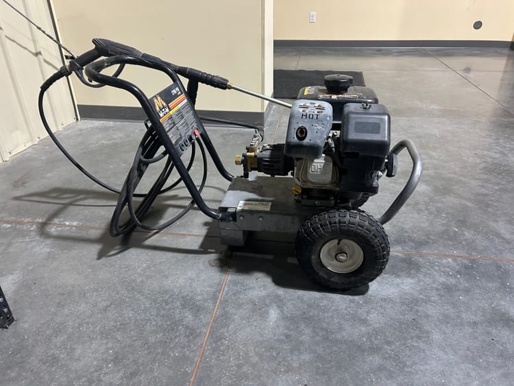 Mi-T-M pressure washer