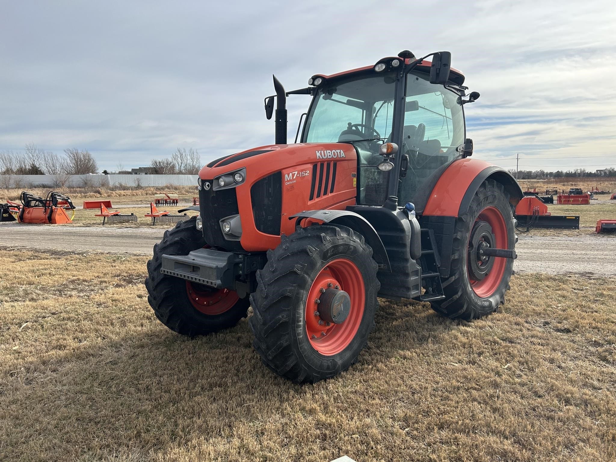 Kubota M7-152D