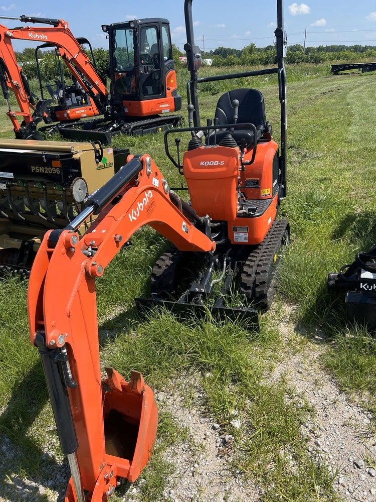 Kubota K008-5 mini excavator