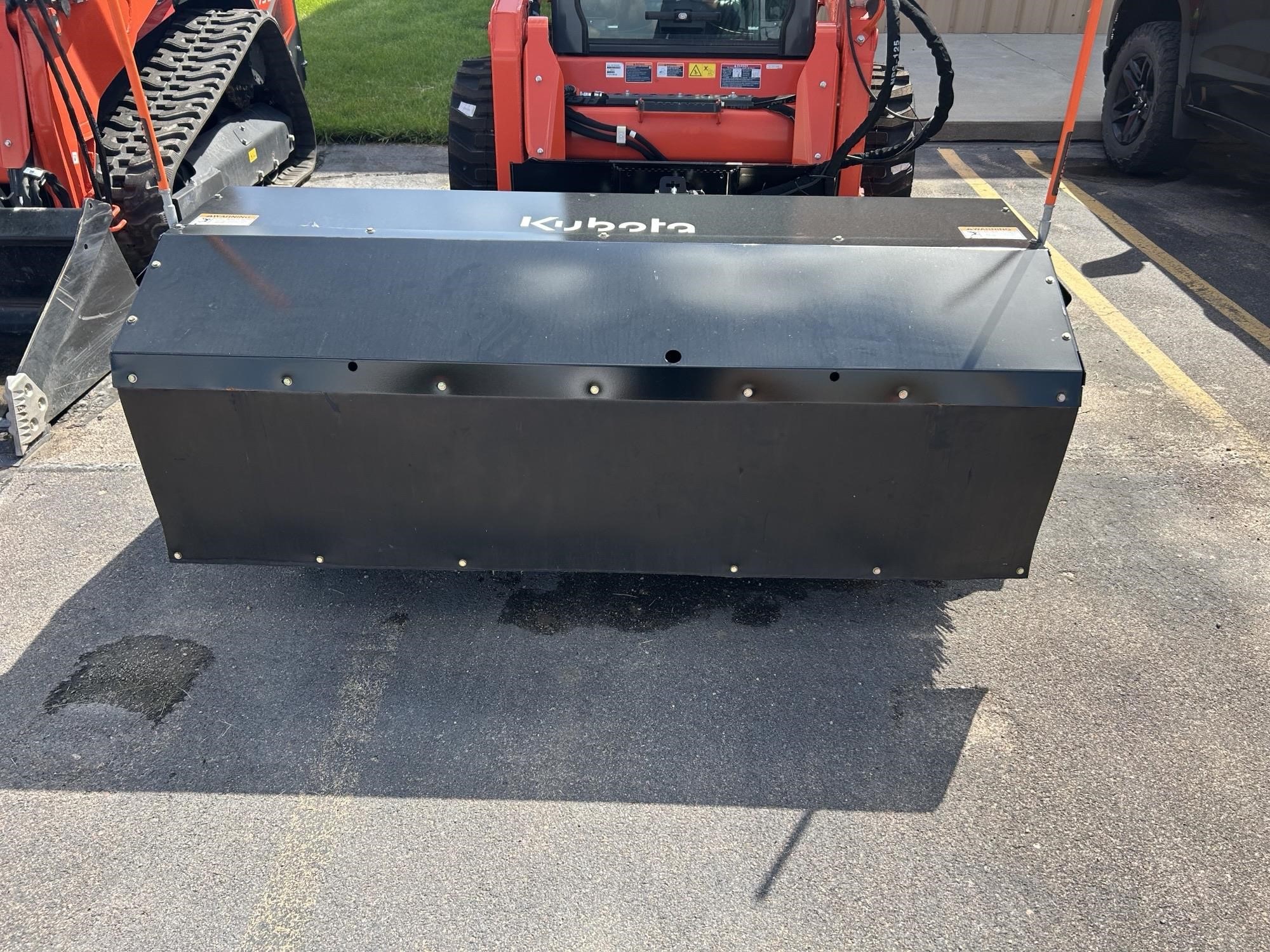 KUBOTA B2779 - 3465 - Grand Kubota